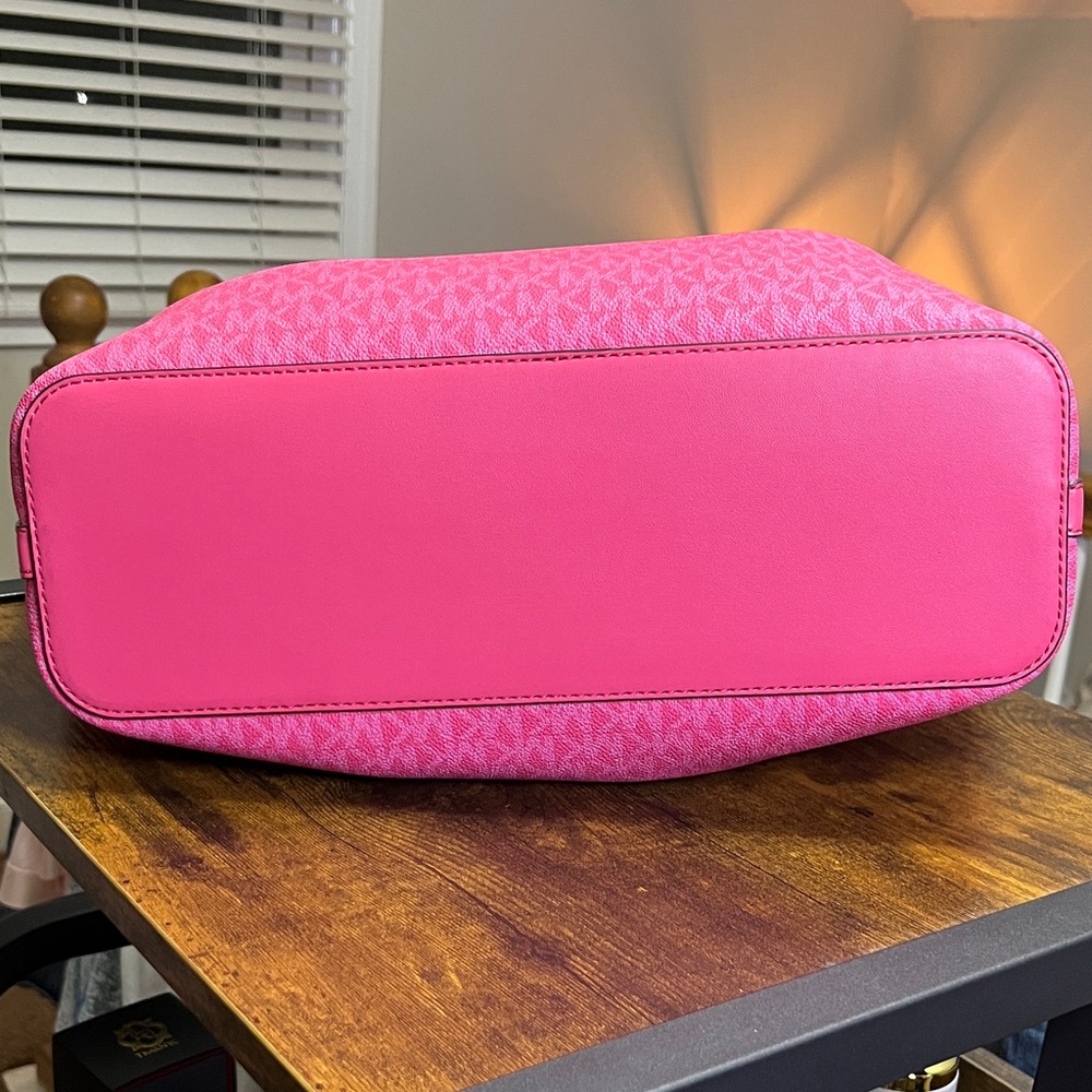 Michael Kors Pink MK Logo Tote with Signature Charm - Picture 8 of 12